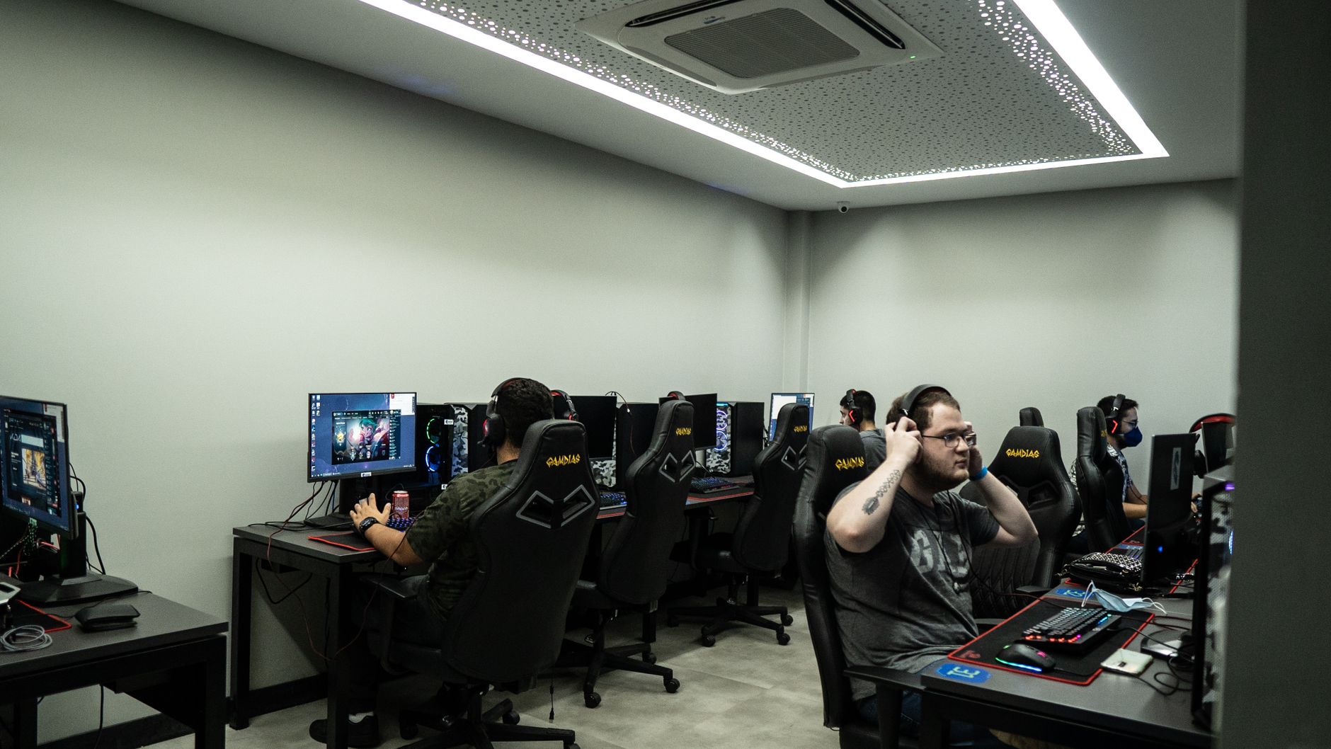 Cena de torneio de eSports
